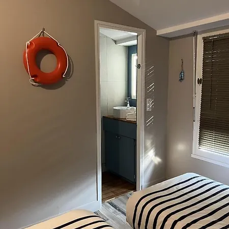 住宿加早餐酒店 L'escale Au Port Miniature De Saint Savinien 3*