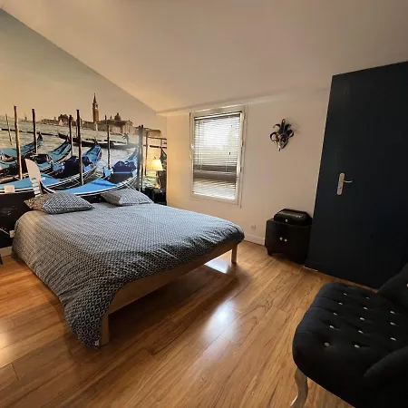 住宿加早餐酒店 L'escale Au Port Miniature De Saint Savinien Le Mung